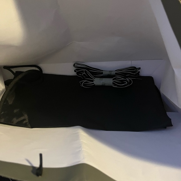 Men Balenciaga Track sneaker. - Picture 2 of 4